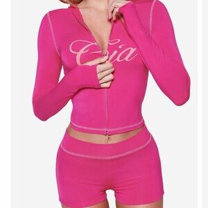 IAM Gia Pink Zip-Up Long Sleeve Top and leggings set